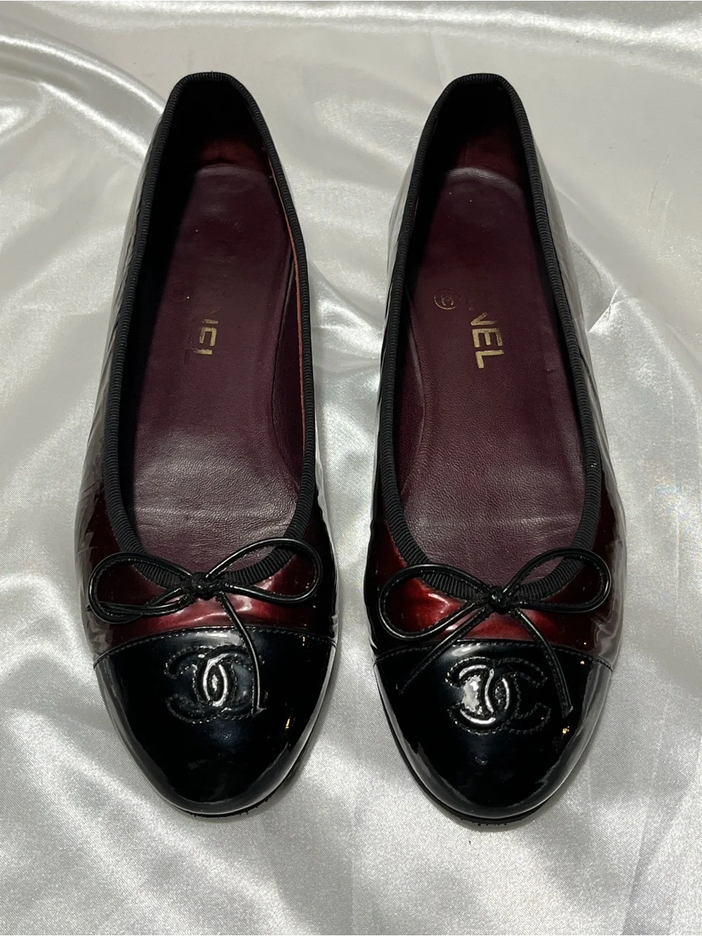 CHANEL Two-Tone Burgundy and Black Cap-Toe Ballerinas